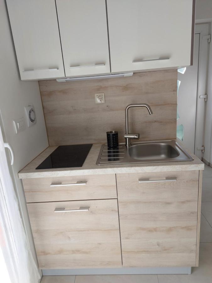 Apartments Alexandra Целе Экстерьер фото