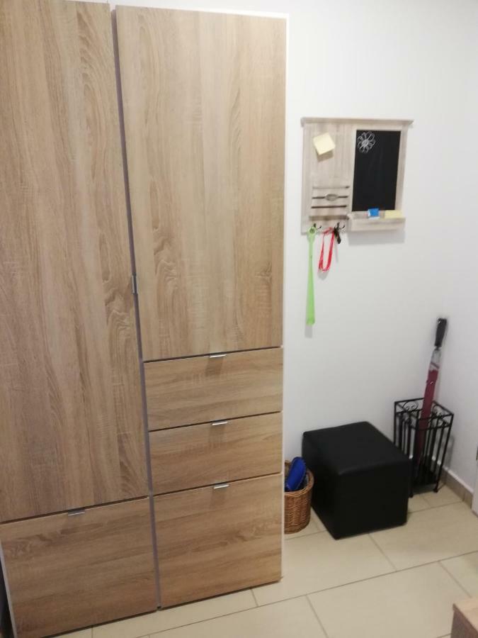 Apartments Alexandra Целе Экстерьер фото